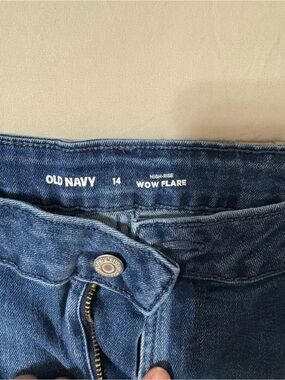 Old Navy Wow Flare High-Rise Jeans — Dark Blue Denim